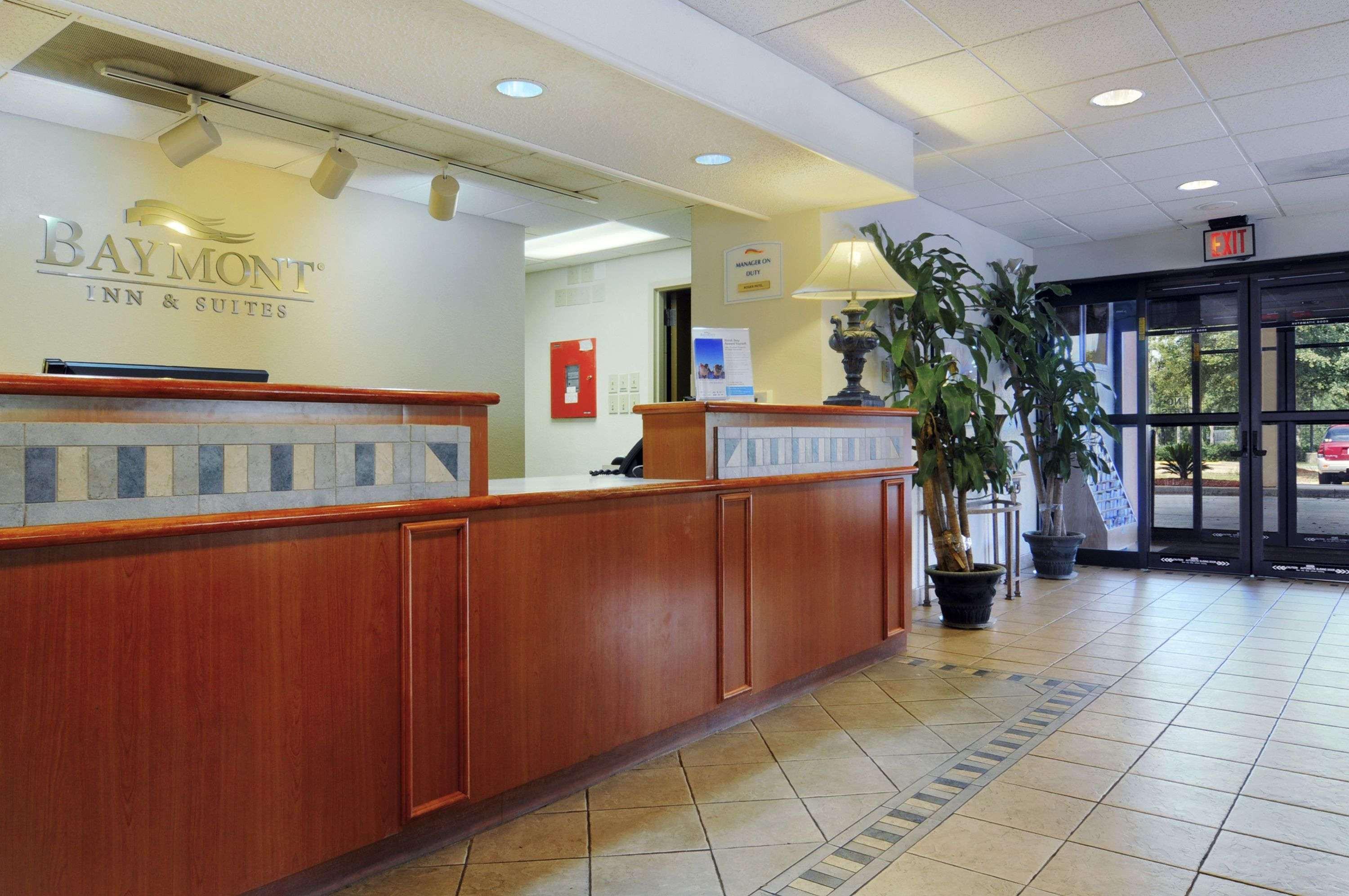 Baymont By Wyndham Tallahassee Esterno foto
