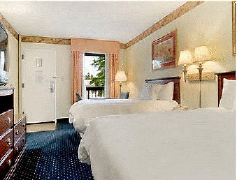 Baymont By Wyndham Tallahassee Esterno foto